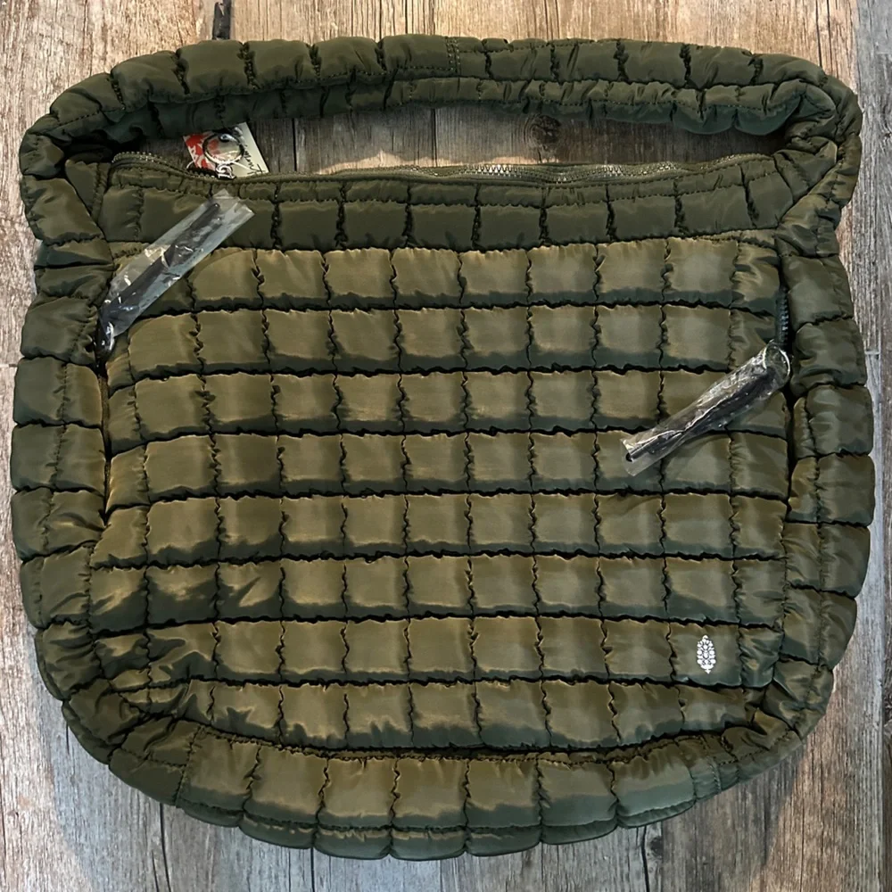 Free People FP Movement Quilted Carryall Green Army - Picture 4 of 9
